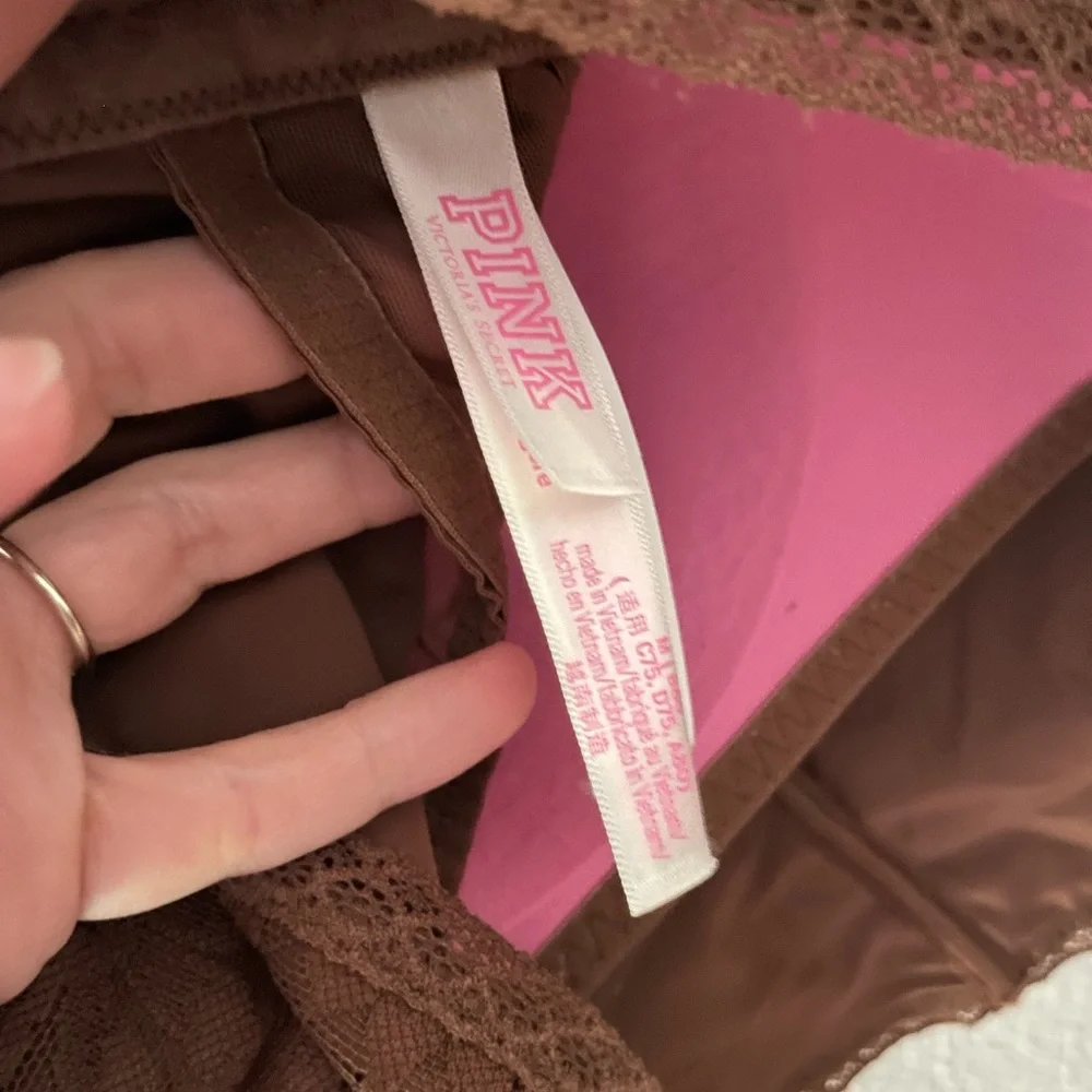 Victoria's Secret Women's Brown Bra Wireless Lightly Lined Size Medium